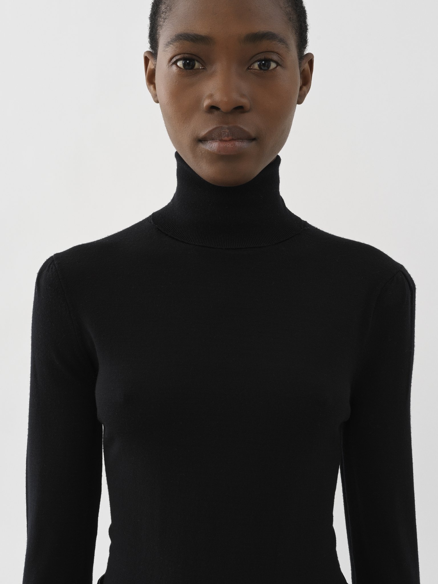 FITTED TURTLENECK JUMPER - 5