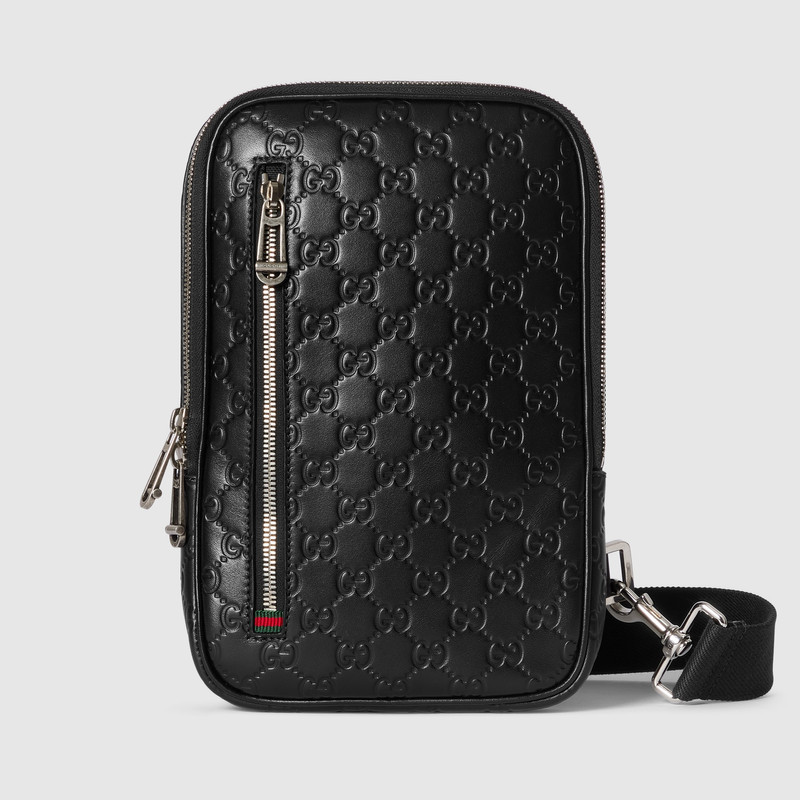 GG Emblem small crossbody bag 1