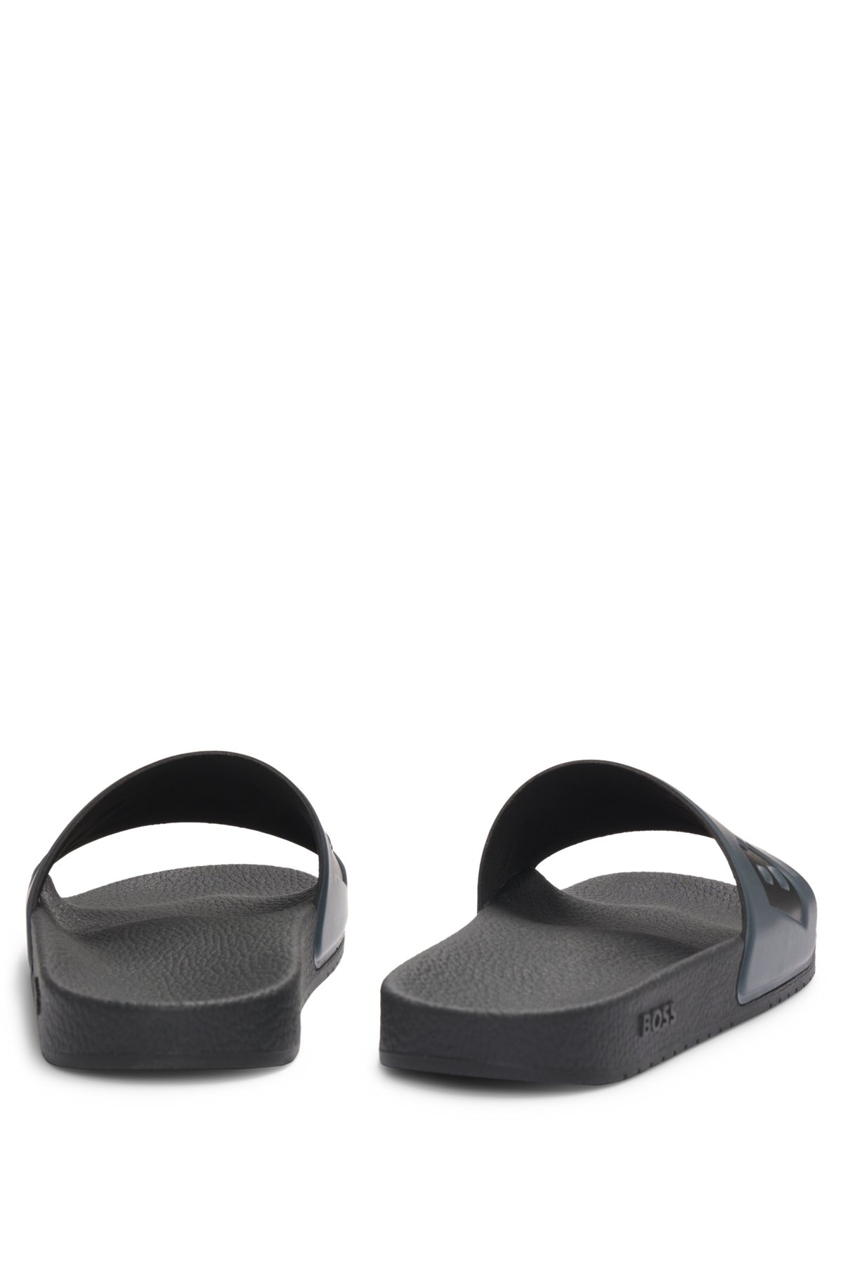 ITALIAN-MADE SLIDES WITH LARGE LOGO DETAIL - 5