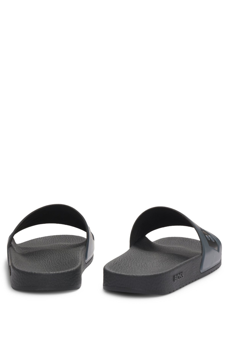 ITALIAN-MADE SLIDES WITH LARGE LOGO DETAIL 5
