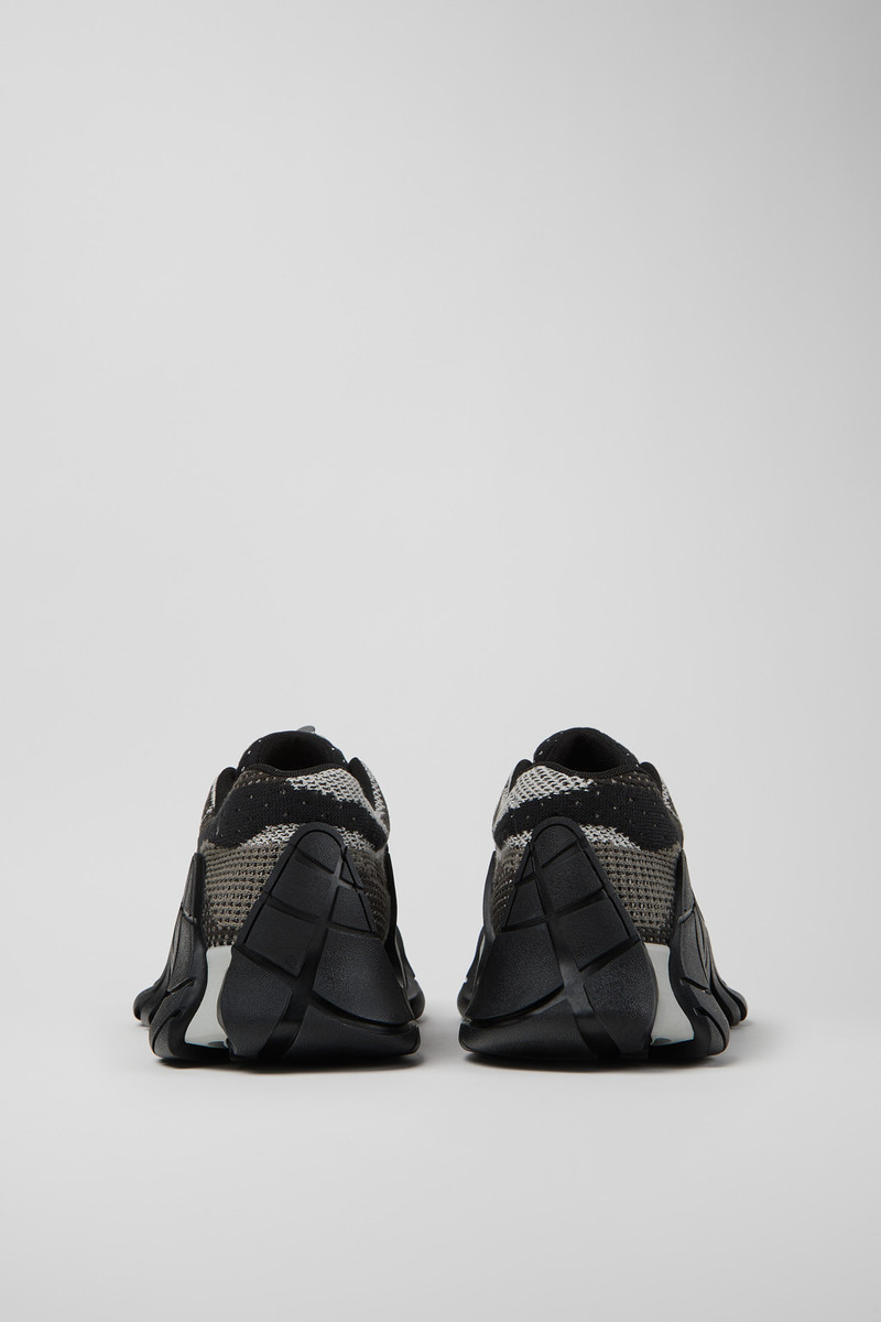 CAMPERLAB GRAY-BLACK outlook