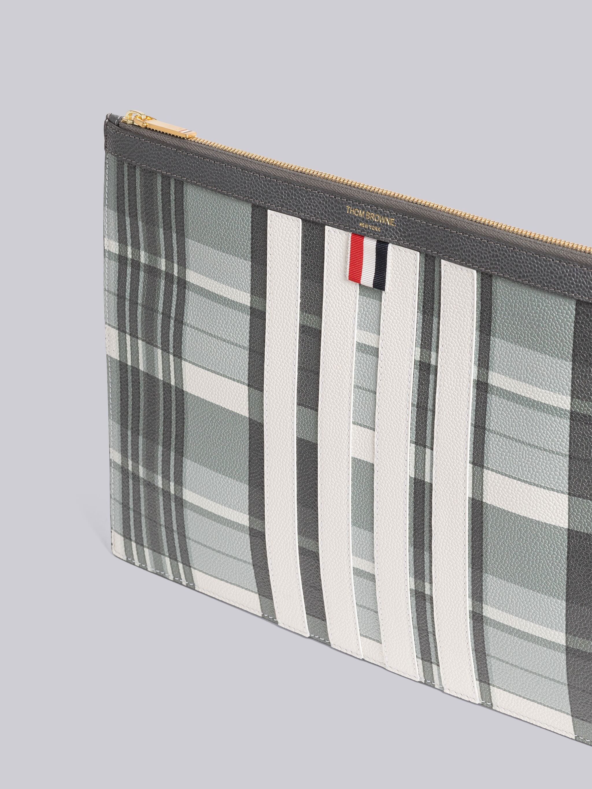 PEBBLE GRAIN MADRAS 4-BAR MEDIUM DOCUMENT HOLDER - 2