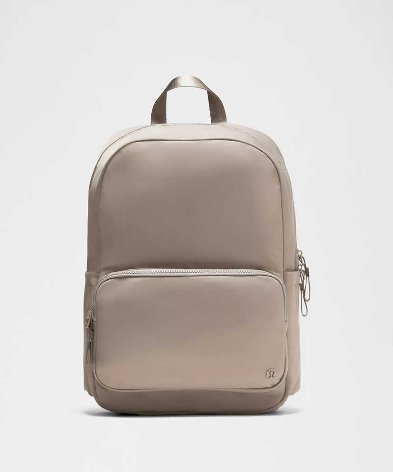 Everywhere Backpack 22L 1