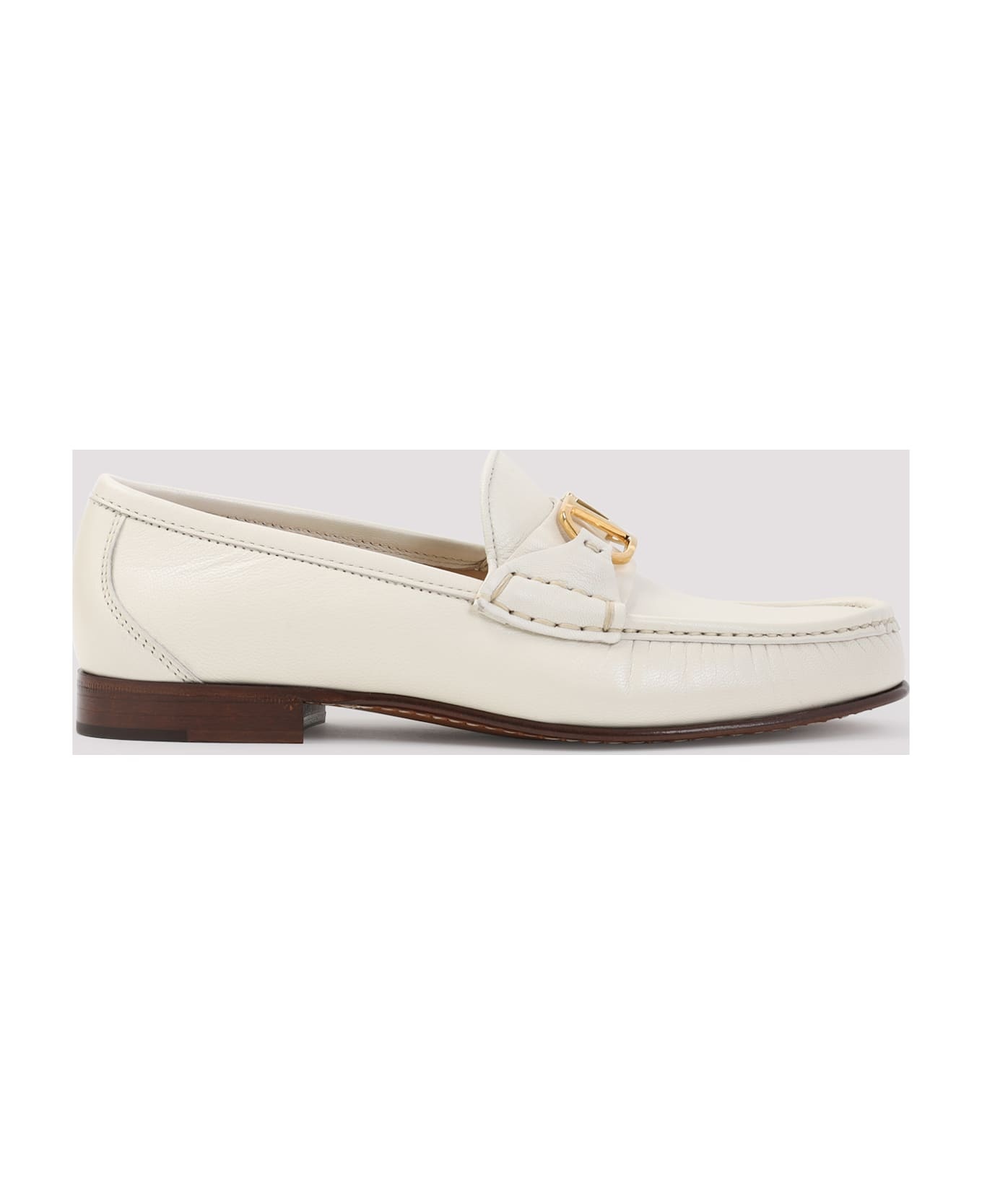 V Logo Signature Loafer - 3