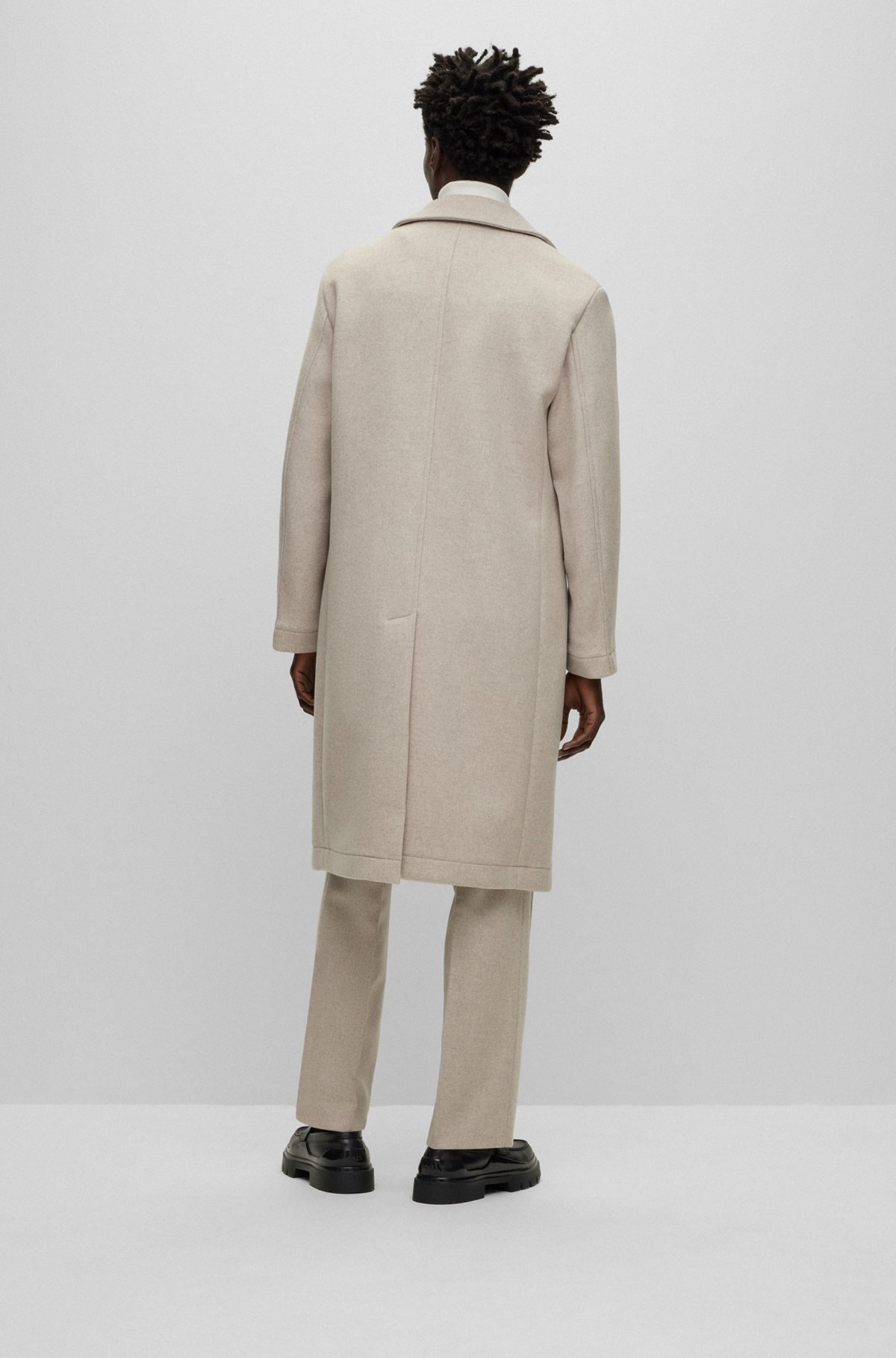 ALL-GENDER RELAXED-FIT COAT IN WOOL - 5