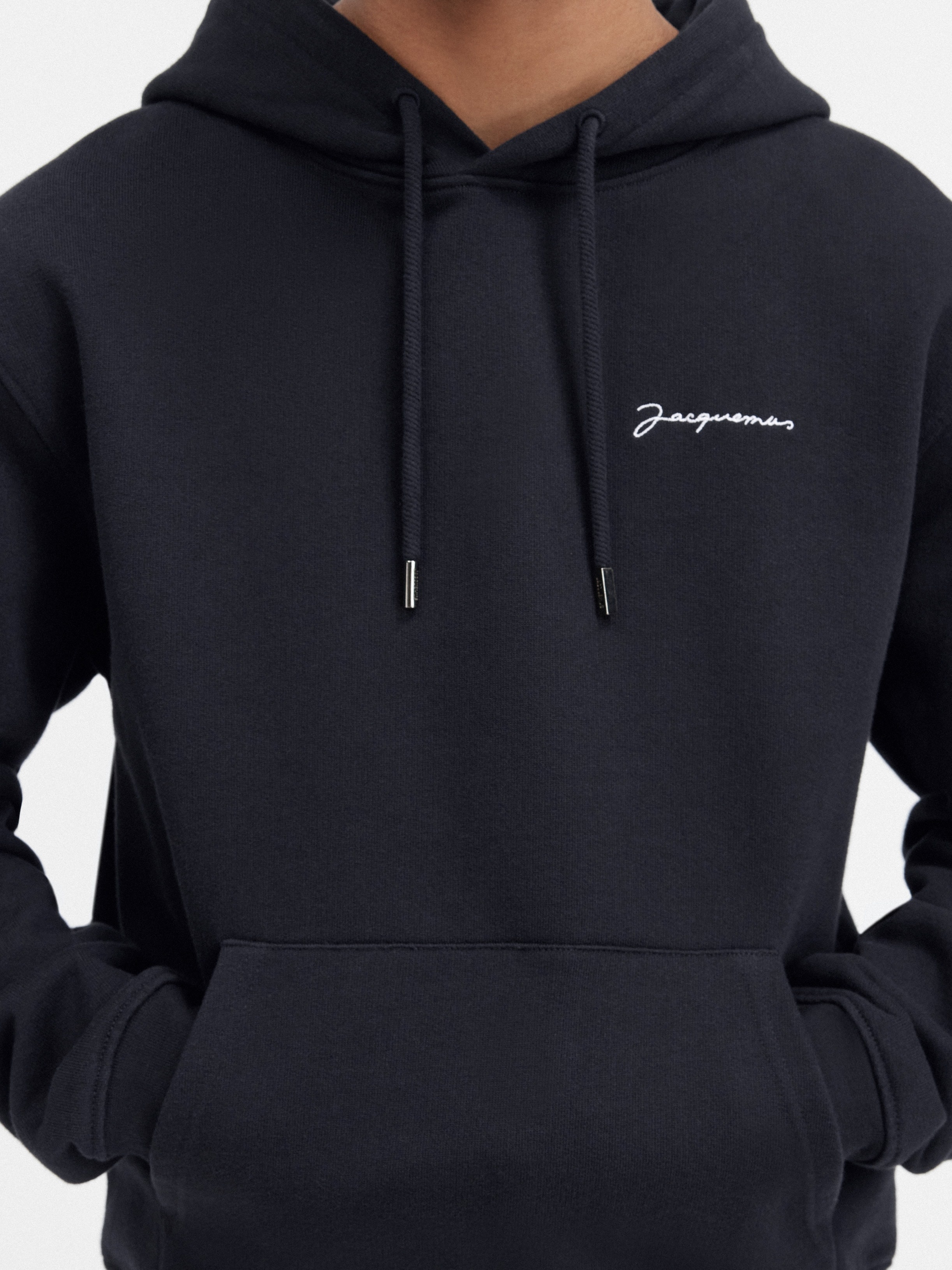 Le sweatshirt brodé - 3