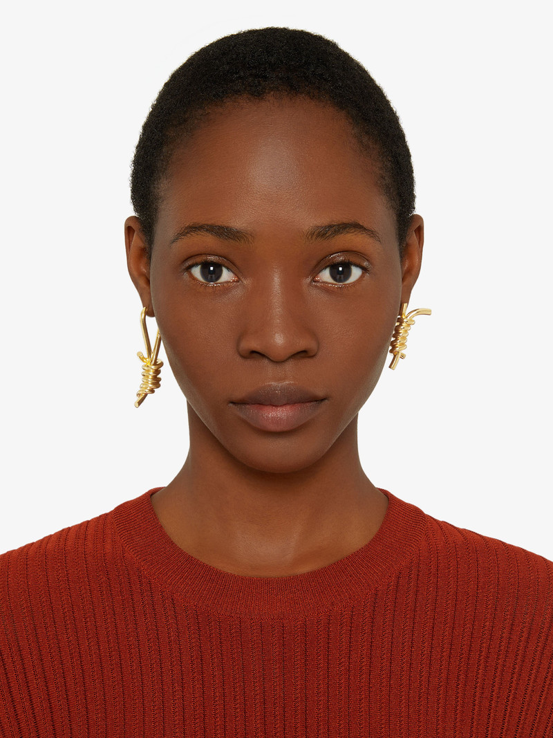 TWISTED ASYMMETRICAL EARRING IN METAL 3