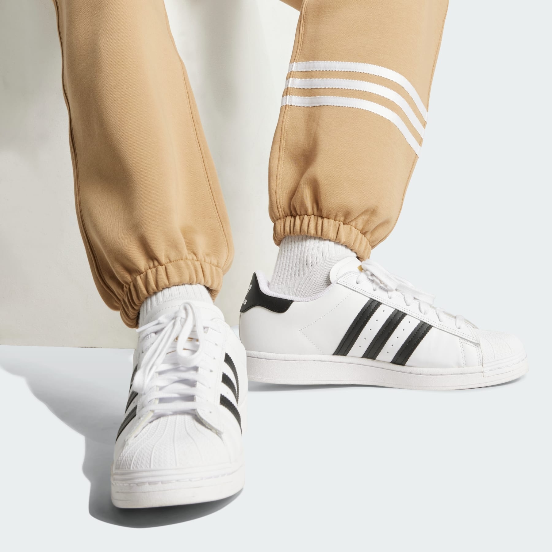 Neuclassics Sweat Pants - 6