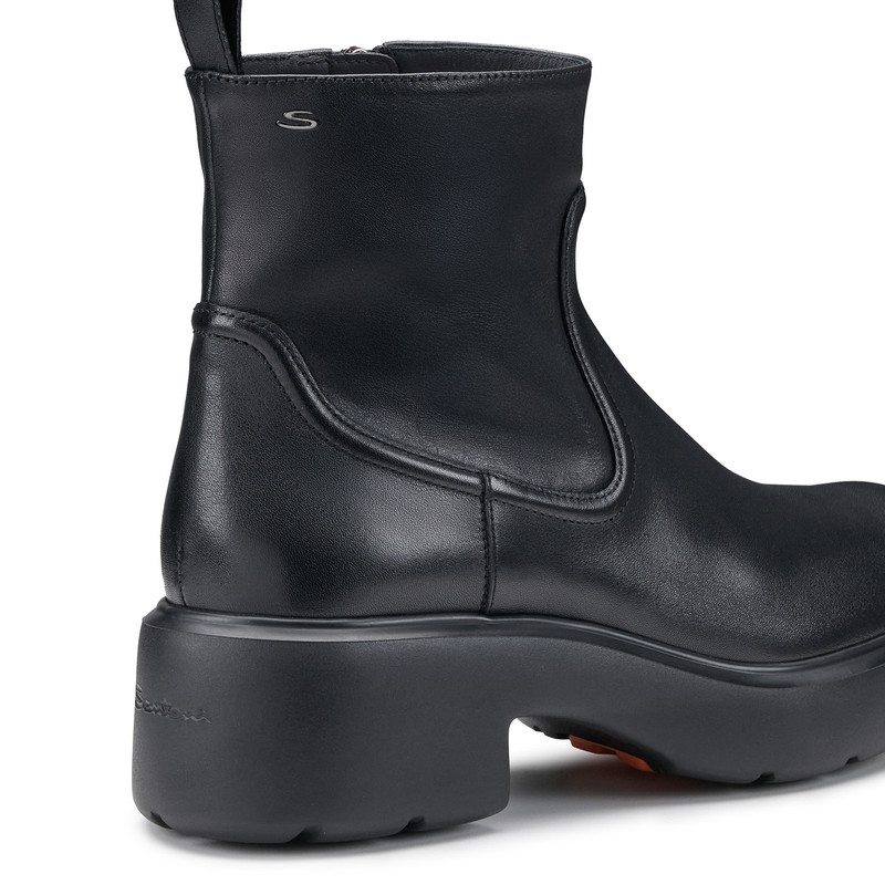 Women's black leather Easy ankle boot 5