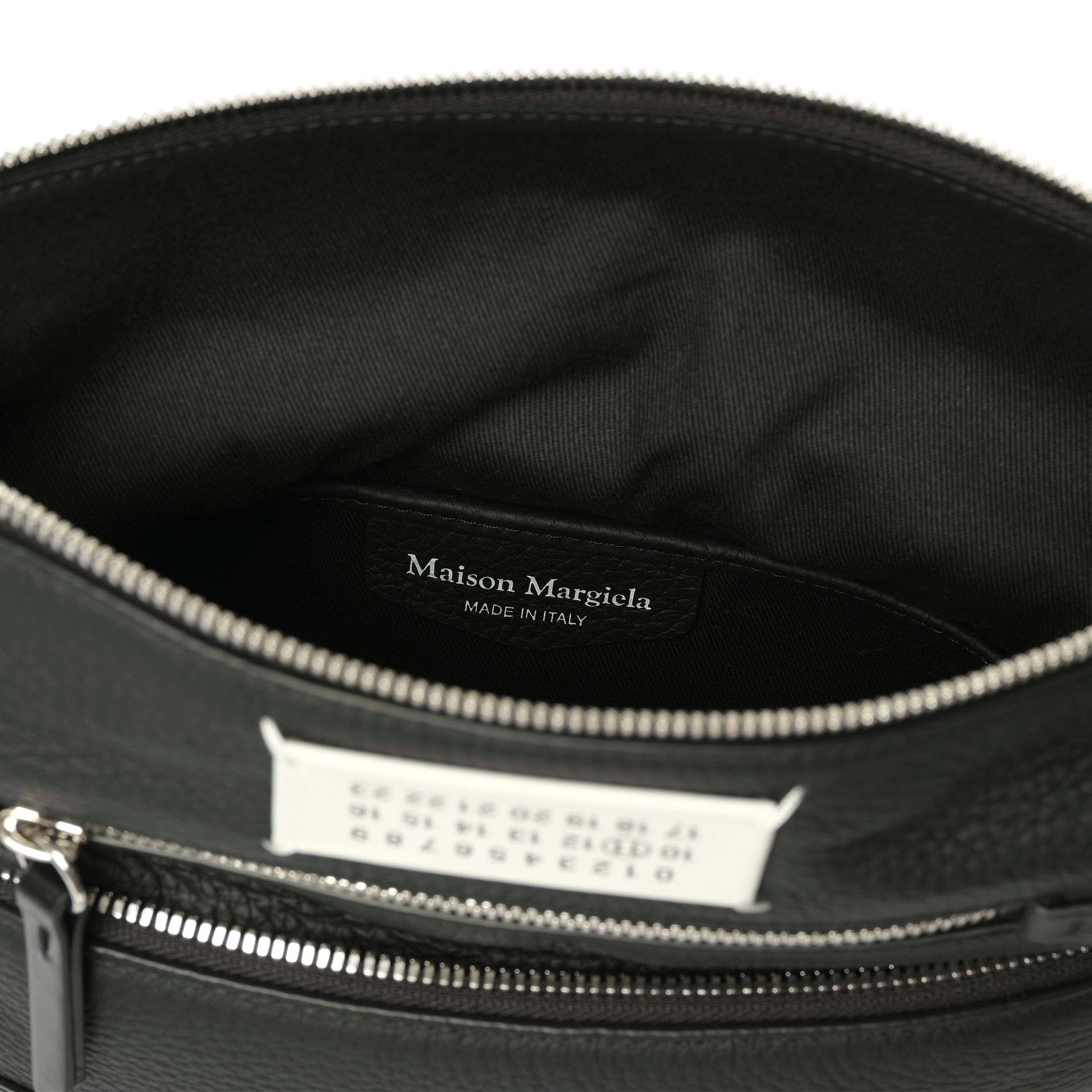 Soft 5AC Multifunction Small Shoulder Bag in Black - 3