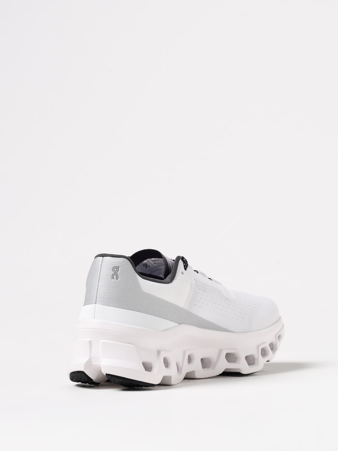 Shoes men On - 3