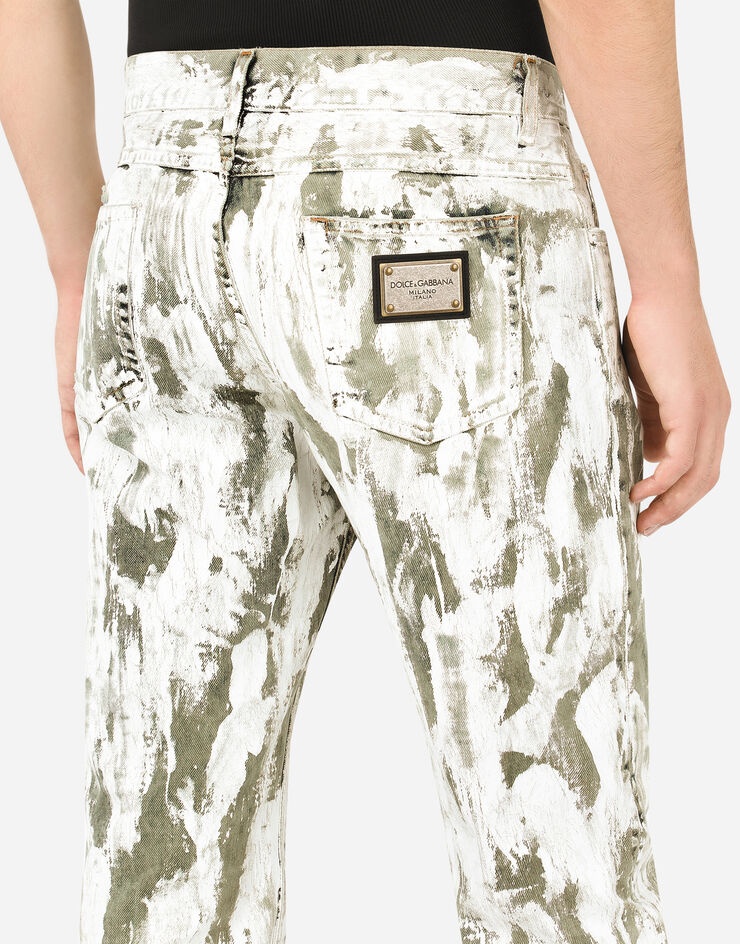 Regular-fit gray jeans with marbled print - 5