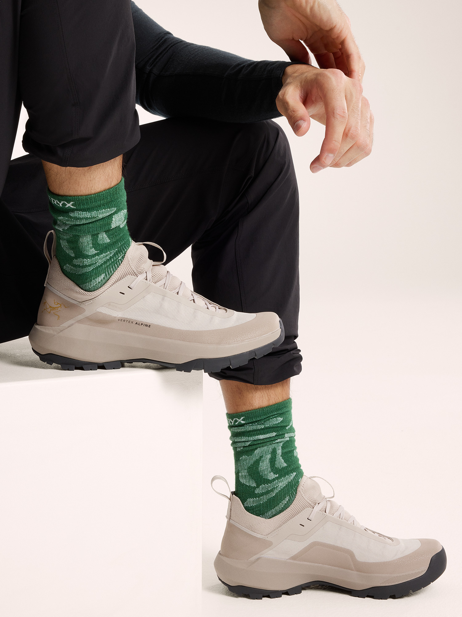 Merino Wool Grotto Mid Sock - 6