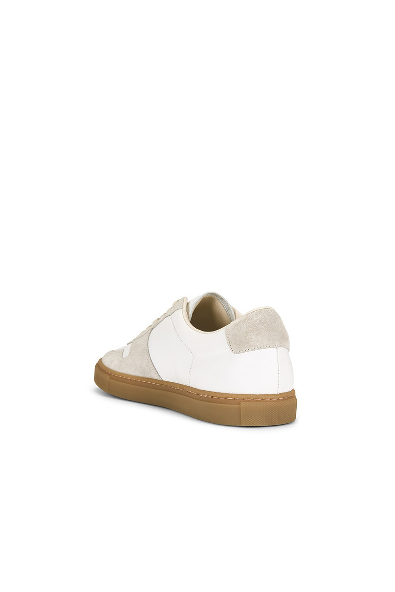Common Projects Article 2513 Bball Slim Gum Sole Sneaker outlook