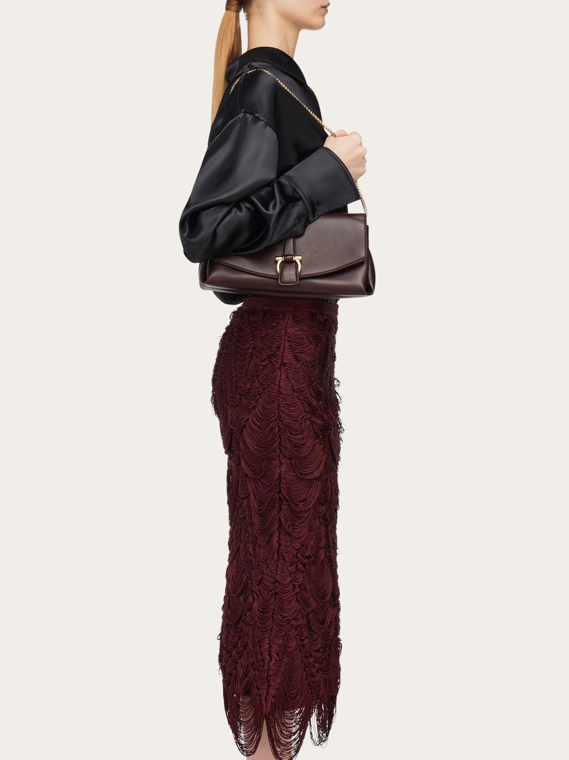 Front flap crossbody bag (M) - 10