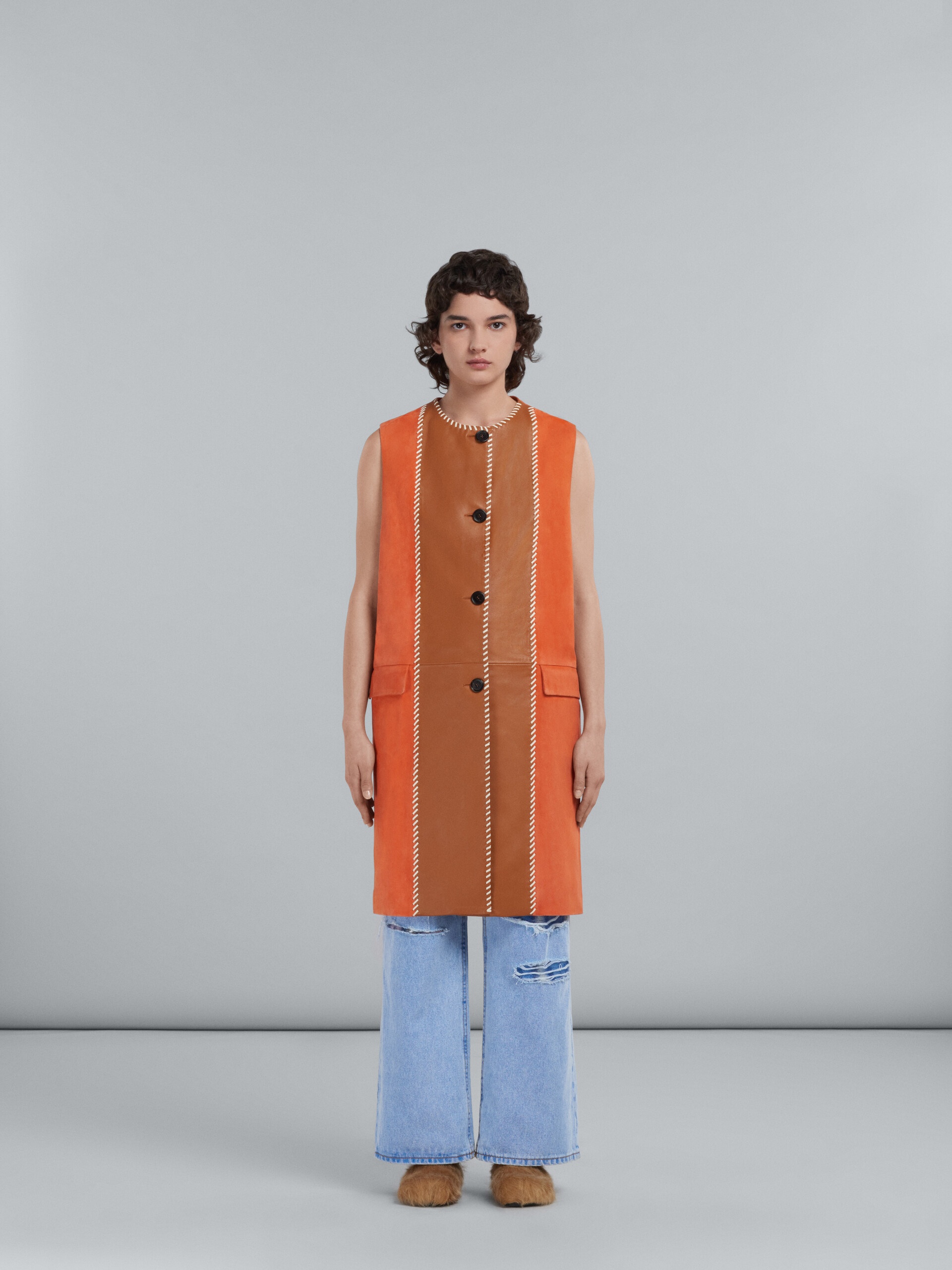 LONG VEST IN ORANGE SUEDE - 2