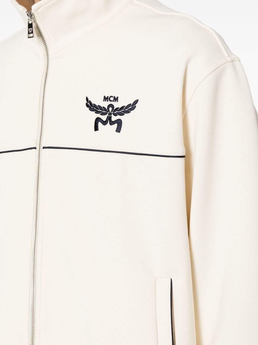 Essential logo-embroidered jacket - 6
