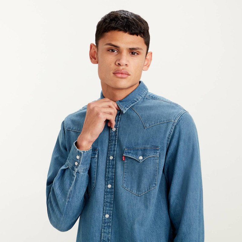 Levi's CLASSIC WESTERN STANDARD FIT SHIRT outlook