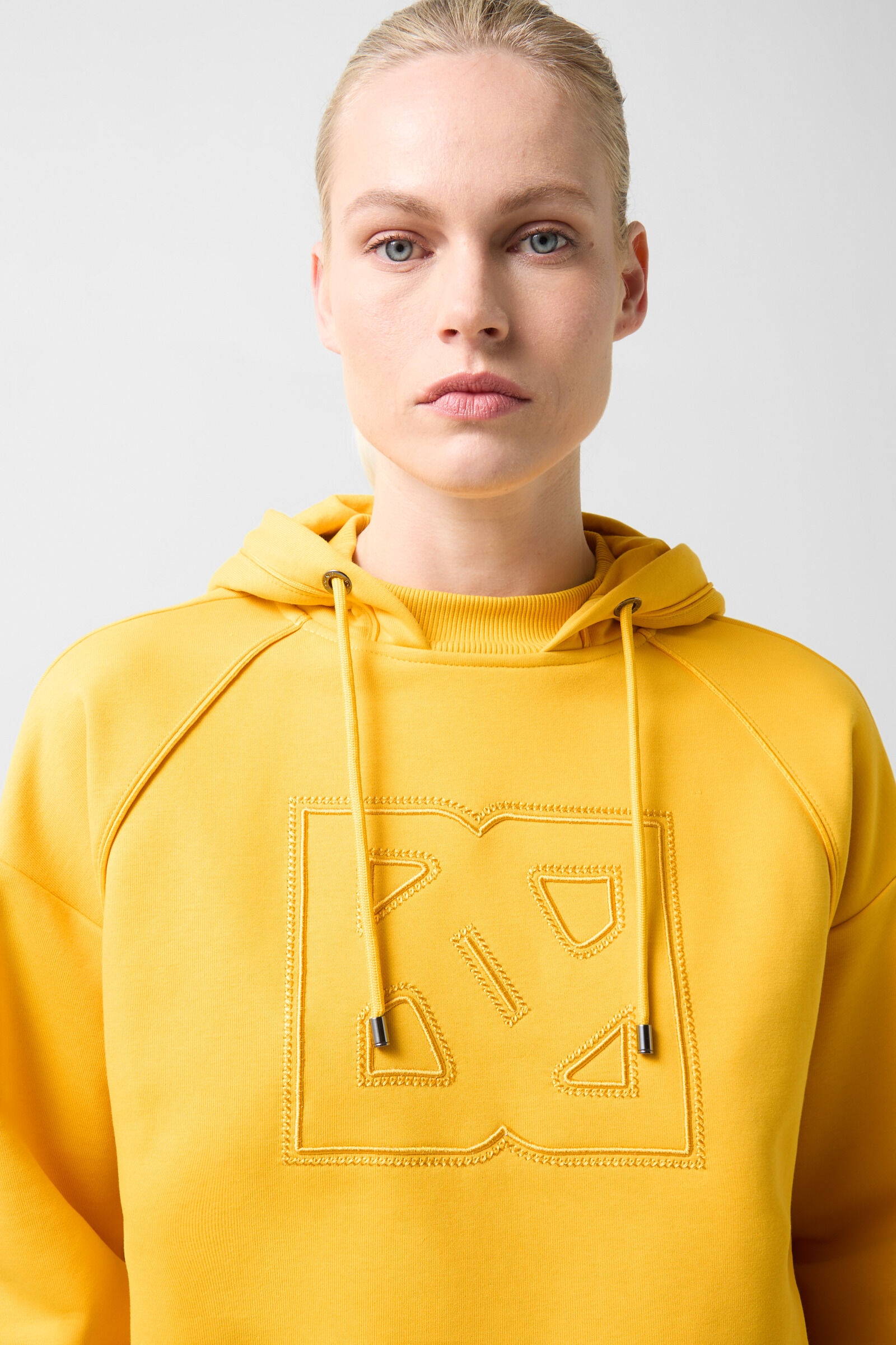 Caitlyn Hoodie in Mustard yellow - 4