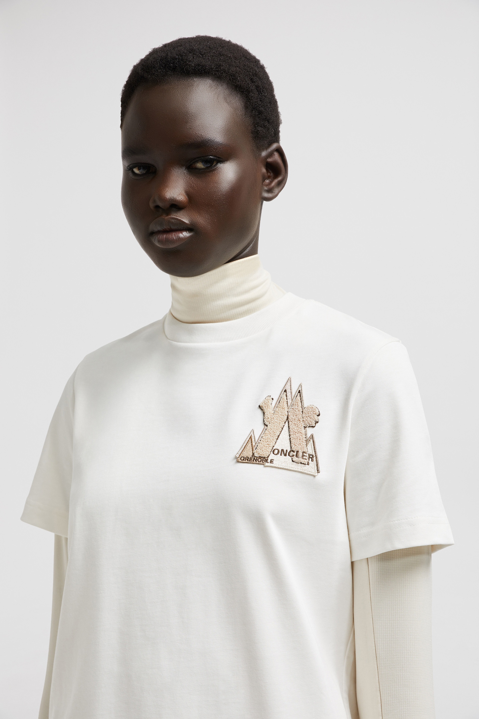 Mountain Logo T-Shirt - 4