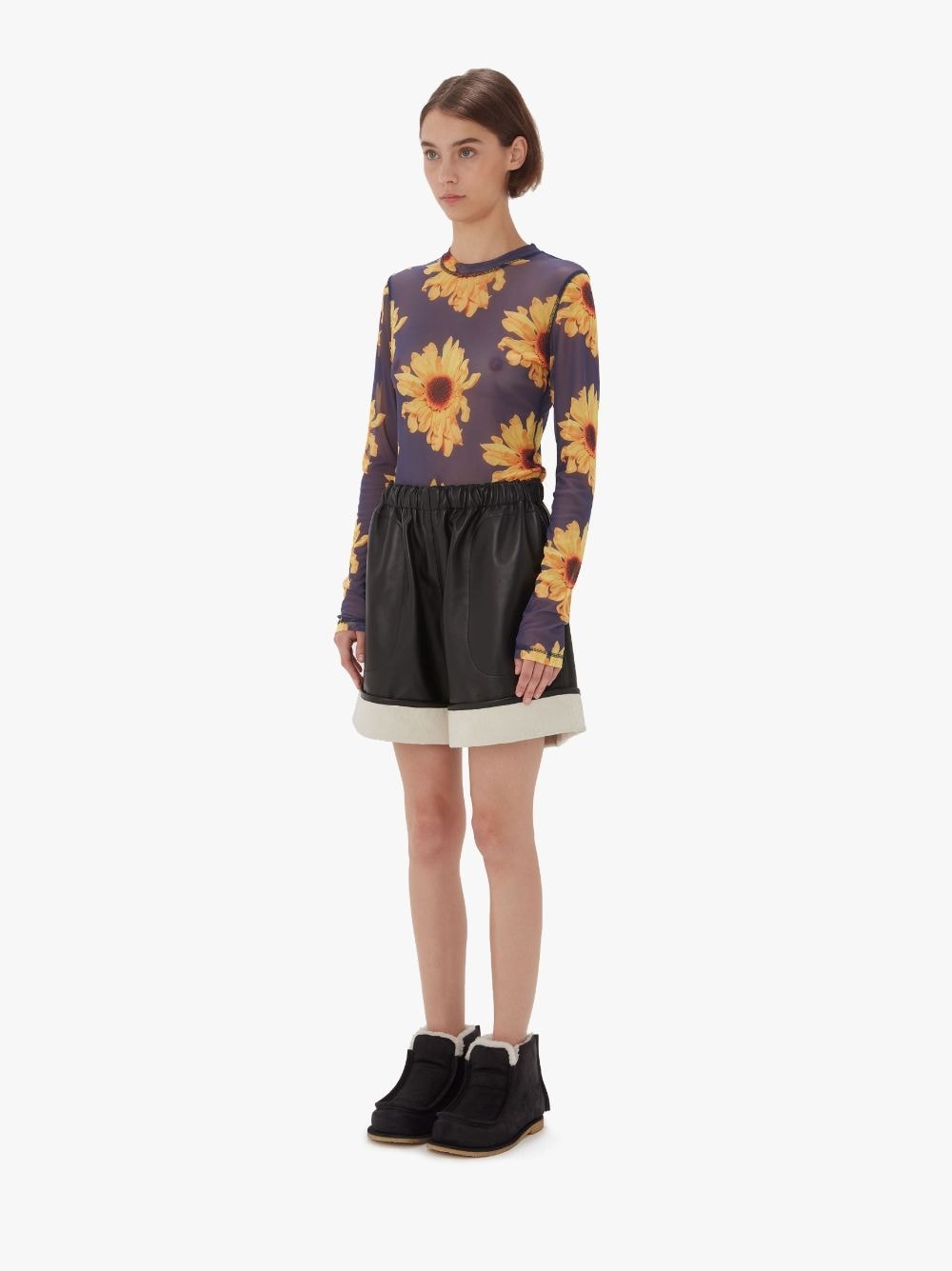 CONTRAST LEATHER HEM SHORTS - 4