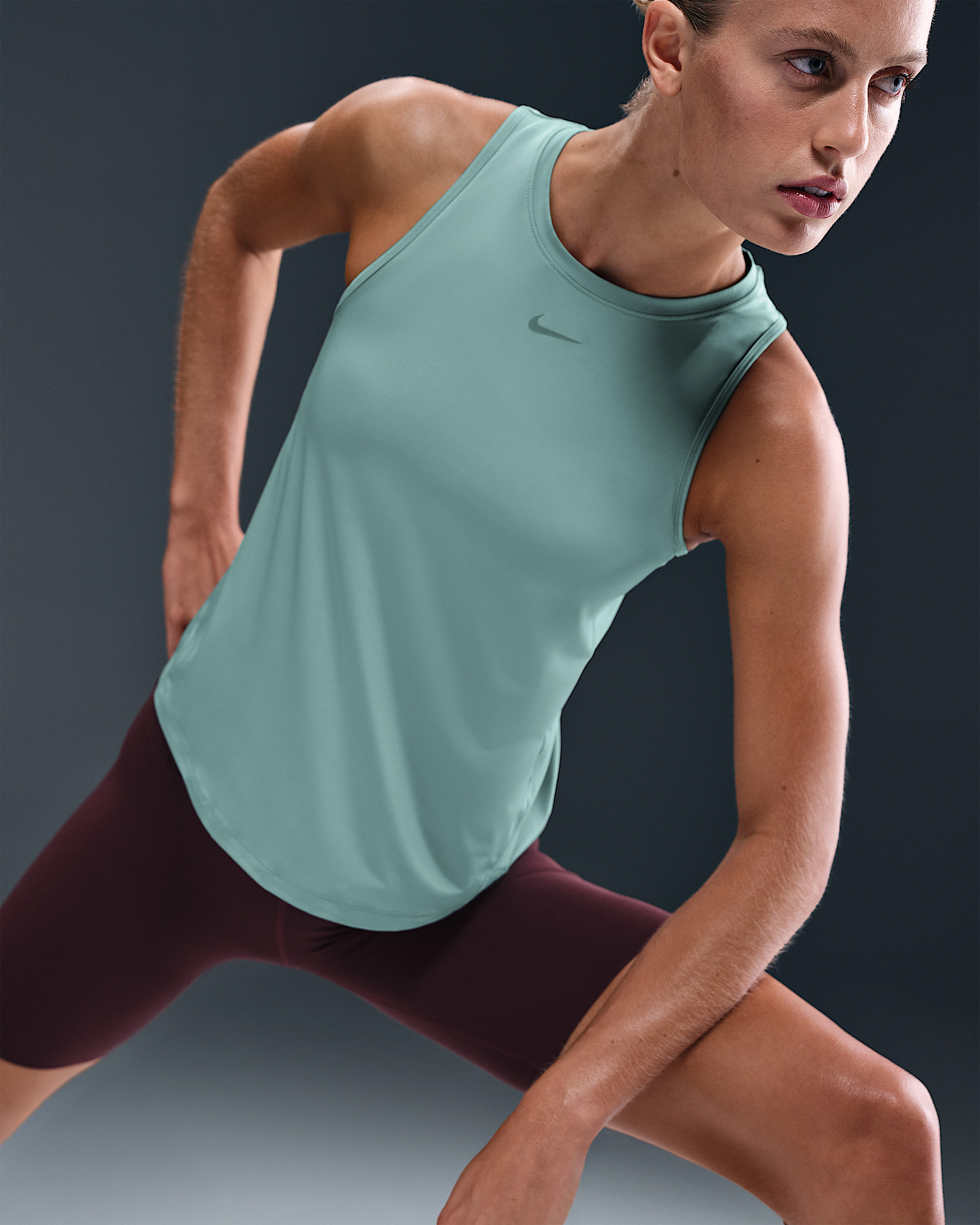 Nike One Classic Women's Dri-FIT Tank Top - 3