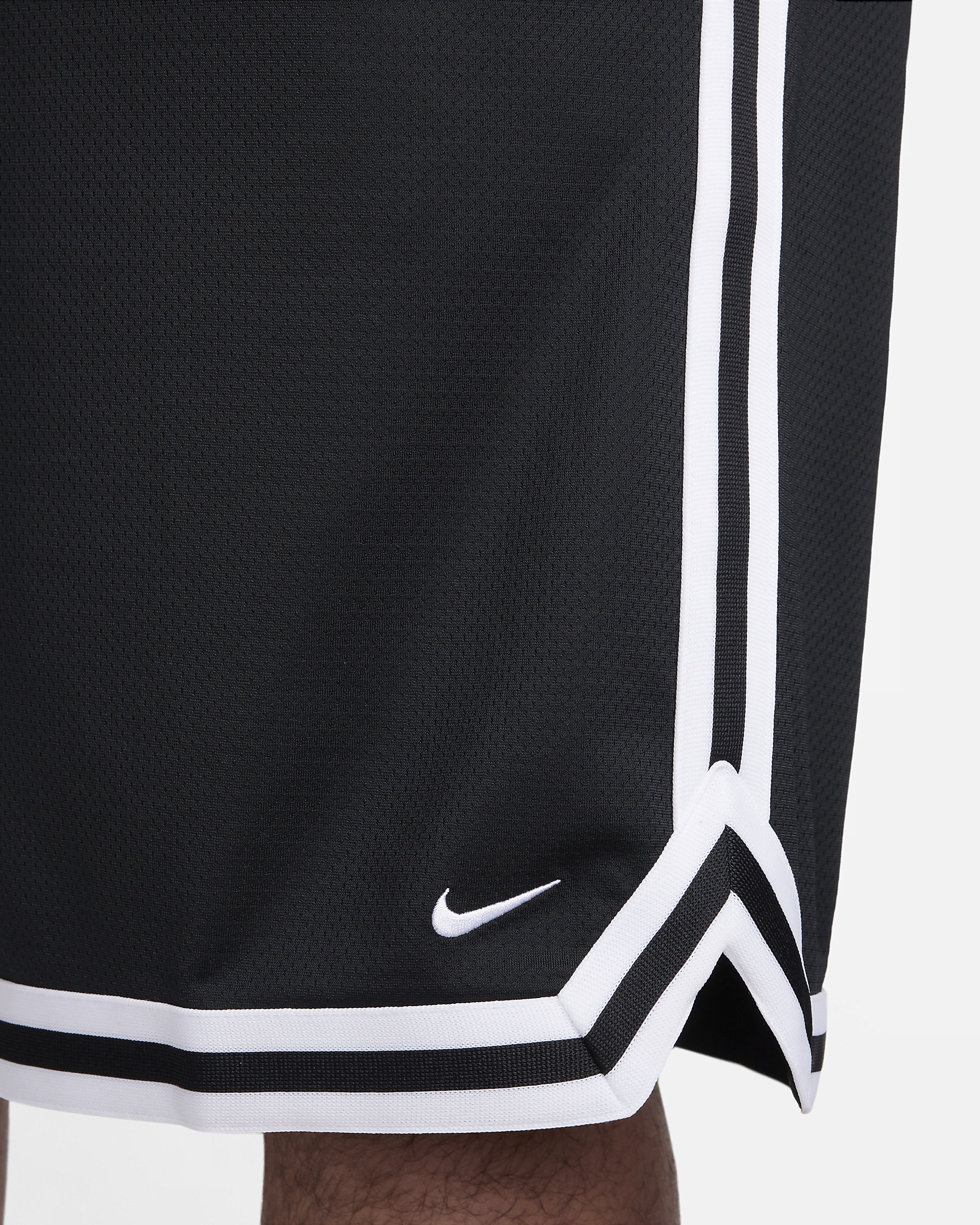 Nike DNA Men's Dri-FIT 10" Basketball Shorts - 14
