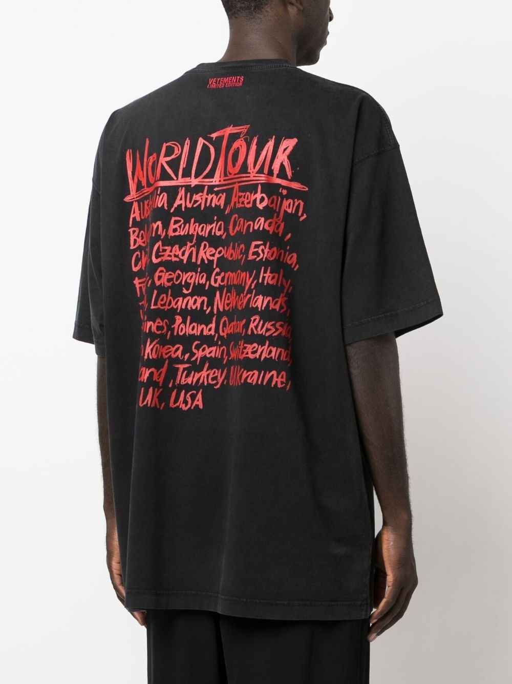 graphic-print cotton T-shirt - 8