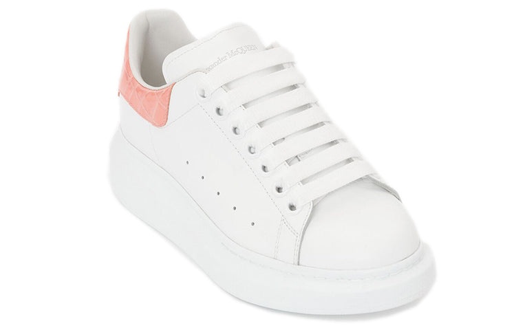 (WMNS) Alexander McQueen Oversized Sneaker 'White Pastel Pink Crocodile' 553770WIAF89414 - 3