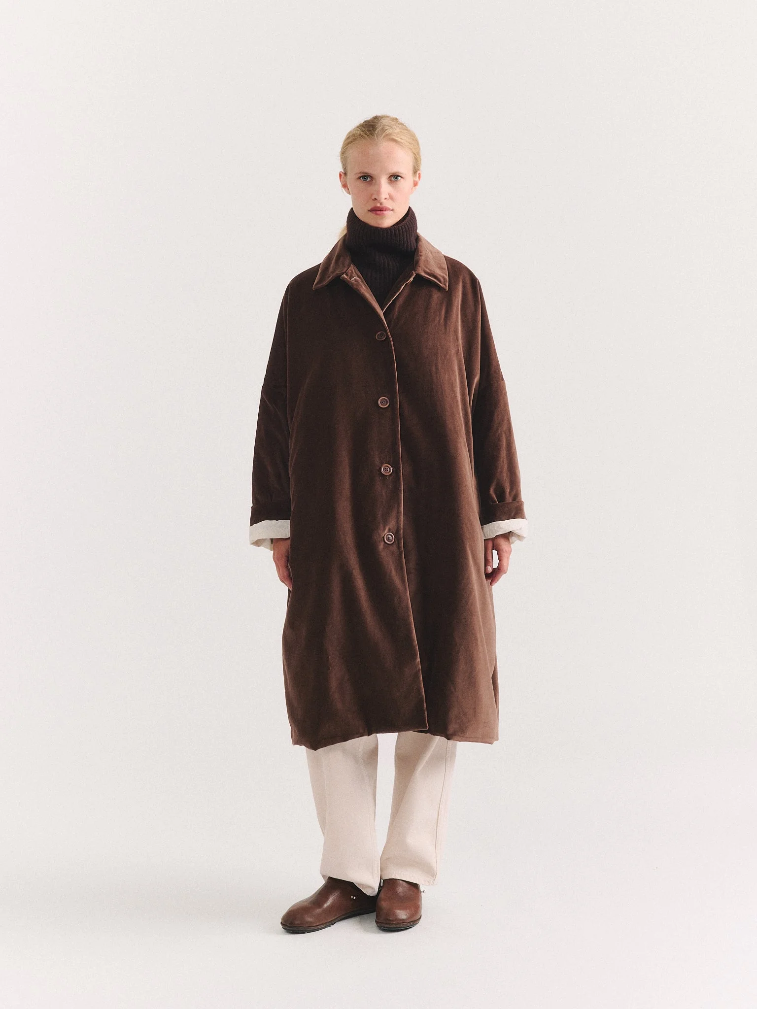 BIG BLOBBY COAT - VELVET - BROWN - 1