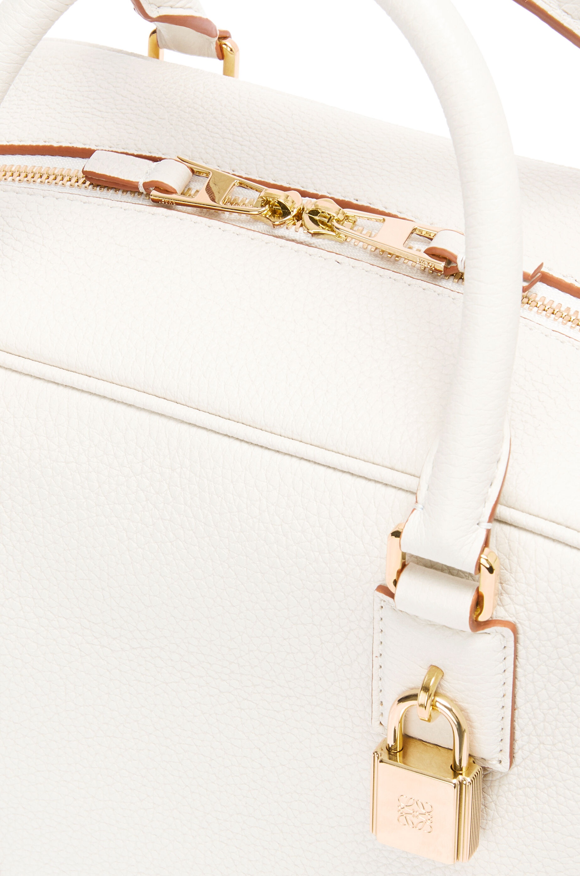 Amazona 19 square bag in soft grained calfskin - 9