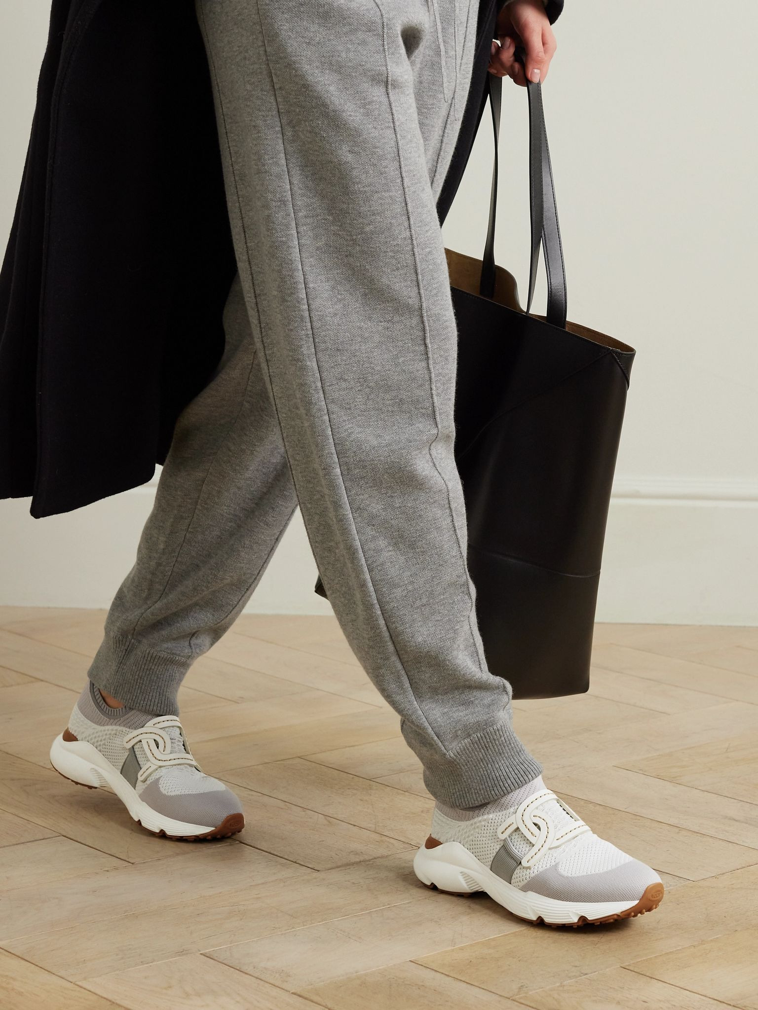 Leather-trimmed stretch-knit slip-on sneakers Gray - 2