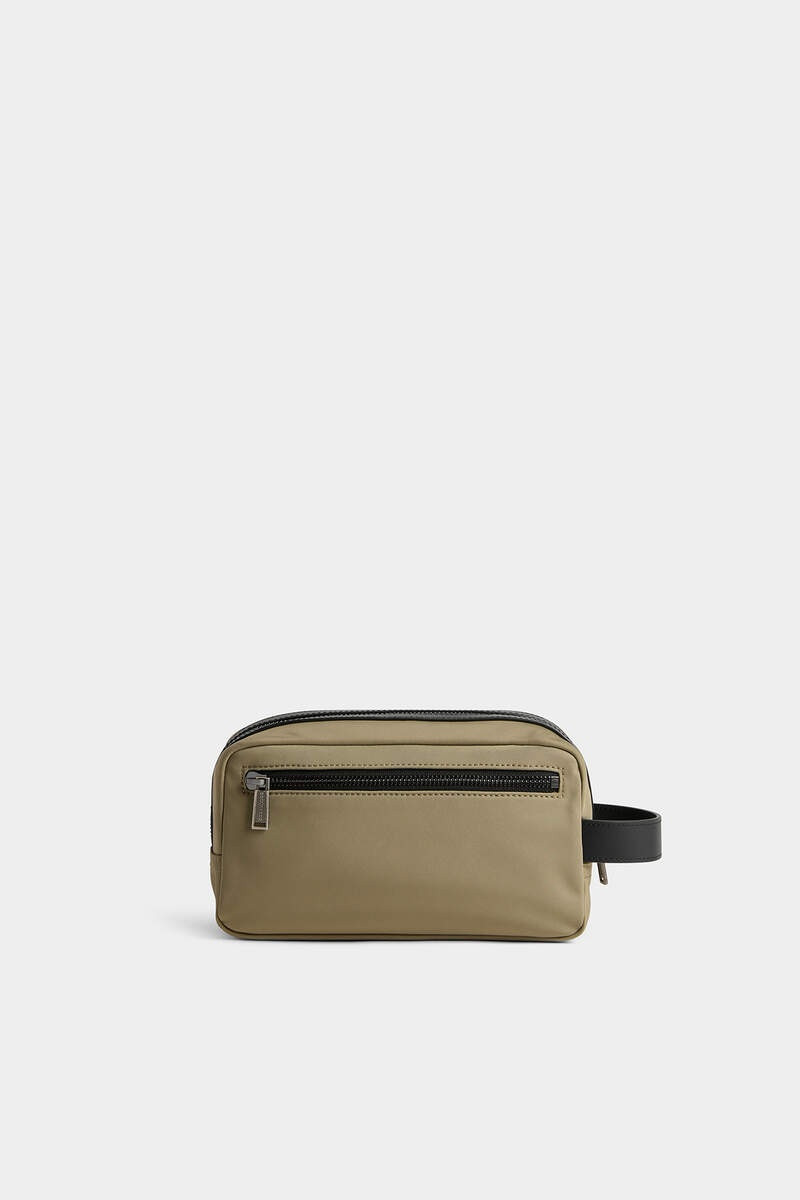 DSQUARED2 URBAN BEAUTY CASE outlook