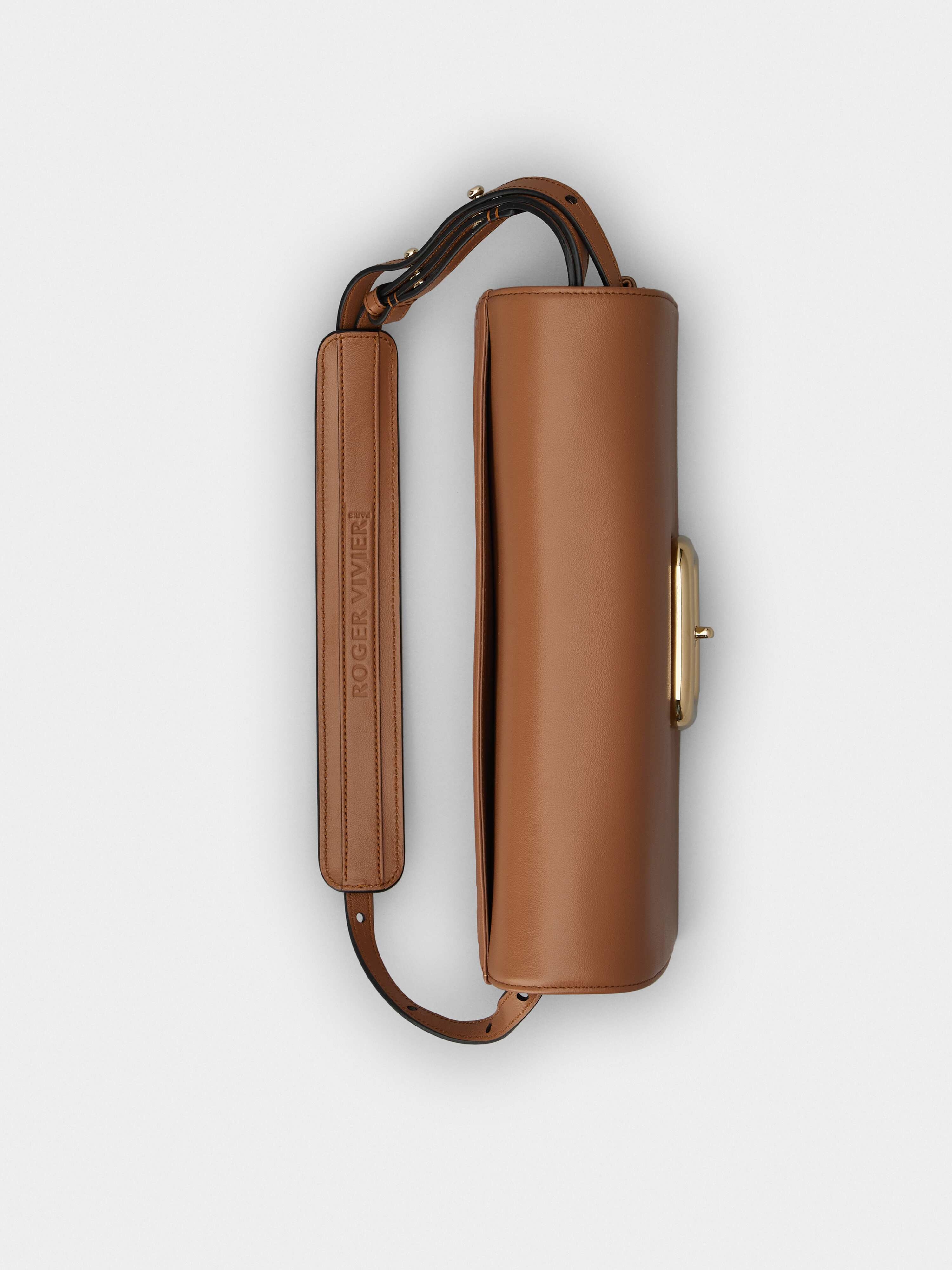 トートバッグ ROGER VIVIER Viv' Choc Besace Roger Vivier Viv' Choc Bag in Leather | REVERSIBLE