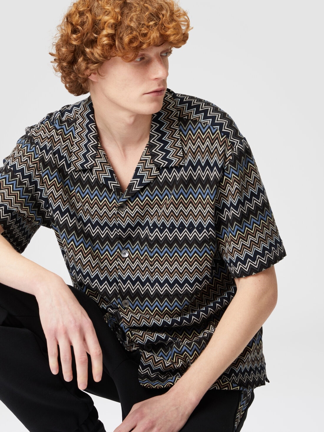 Bowling-cut shirt in zig zag cotton - 4