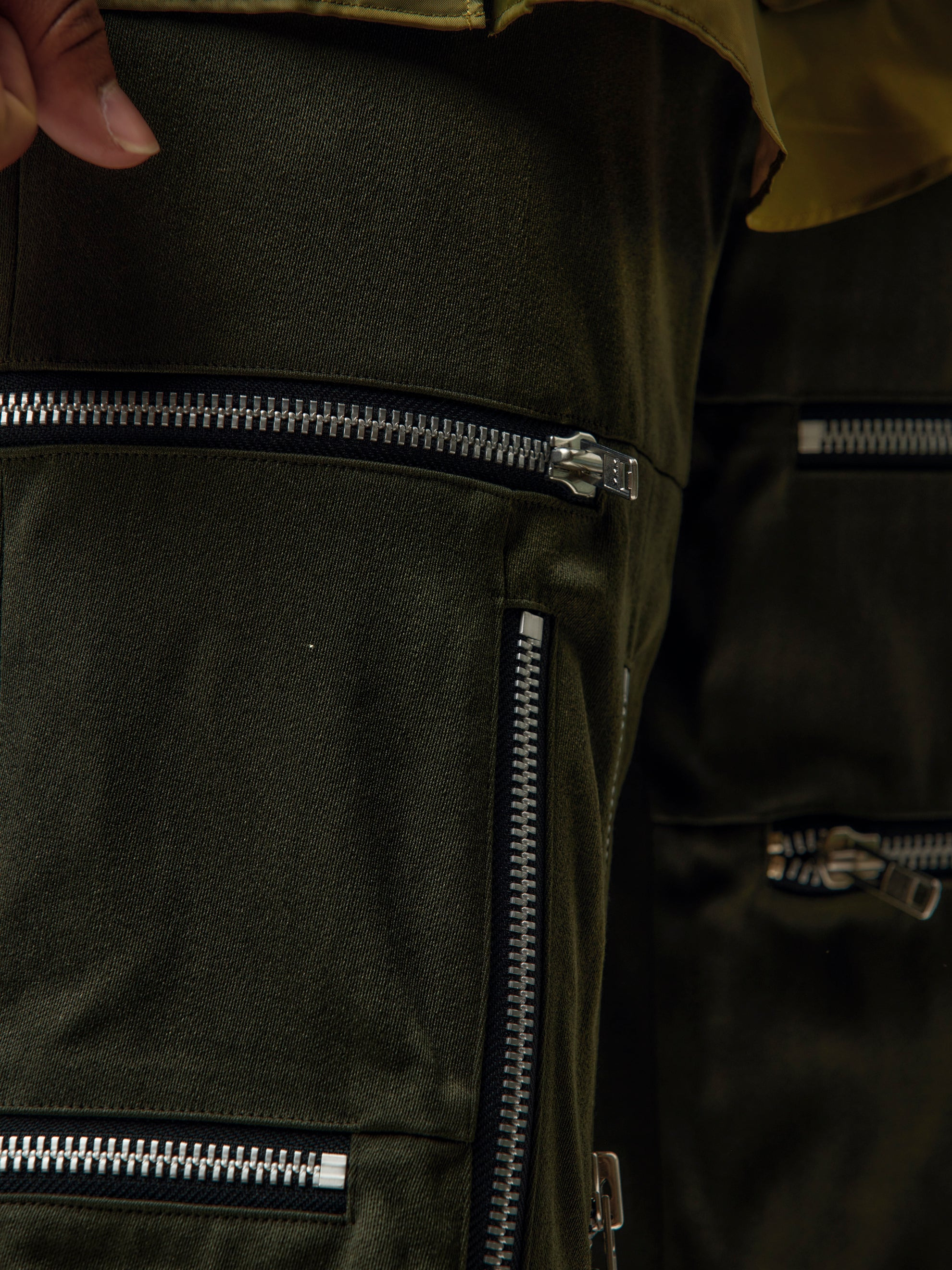 MEN'S SHORTS (KHAKI) - 6
