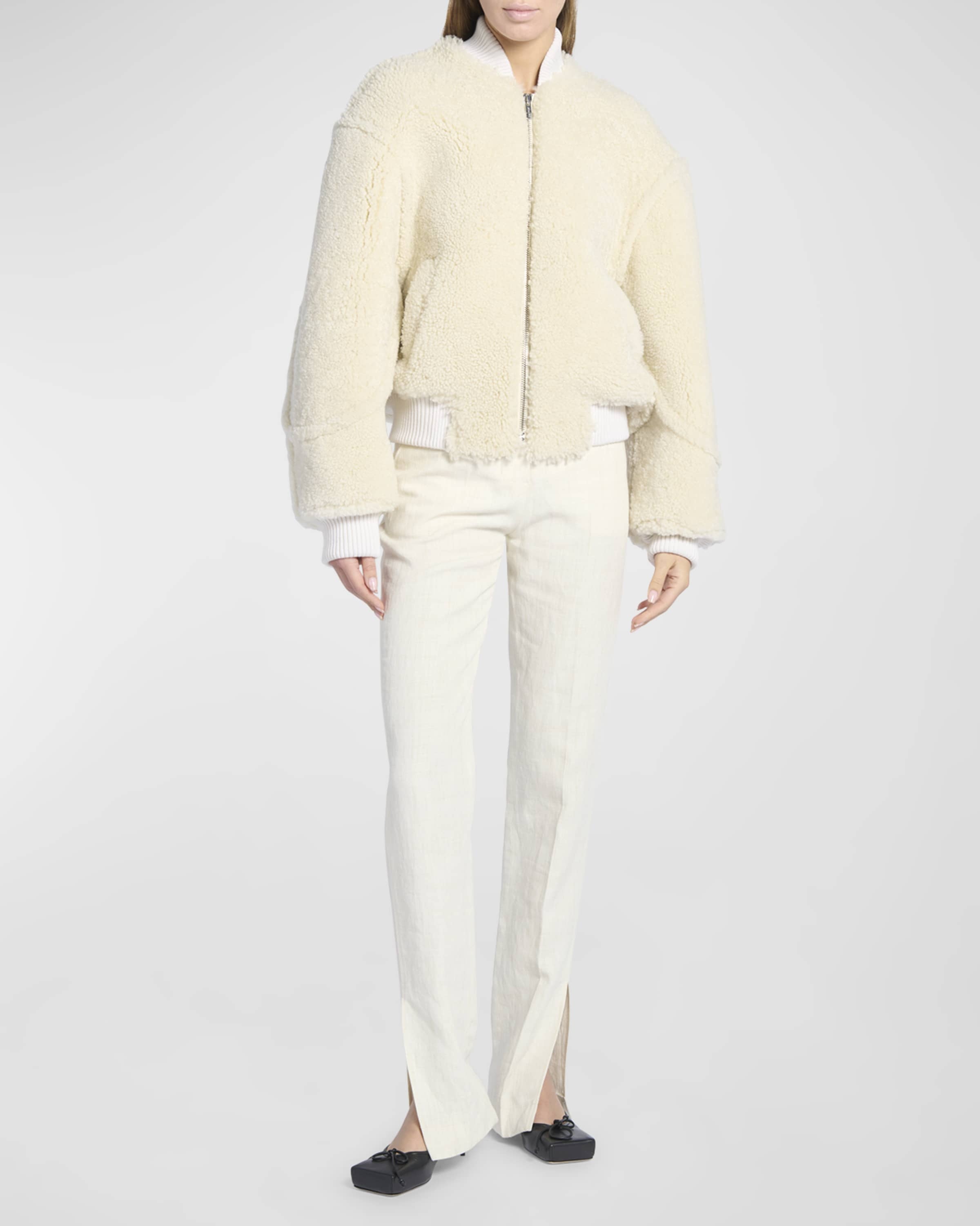 Jacquemus Le Blouson Pilou ラムファージャケット Jacquemus Le Blouson Pilou Shearling Bomber Jacket | White