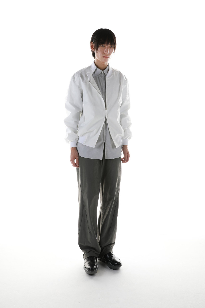 POST ARCHIVE FACTION (PAF) 6.0 BOMBER RIGHT (WHITE) outlook