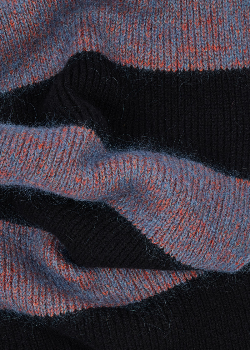 Black Stripe Lambswool-Mohair Chunky Knit Beanie and Scarf Set 5