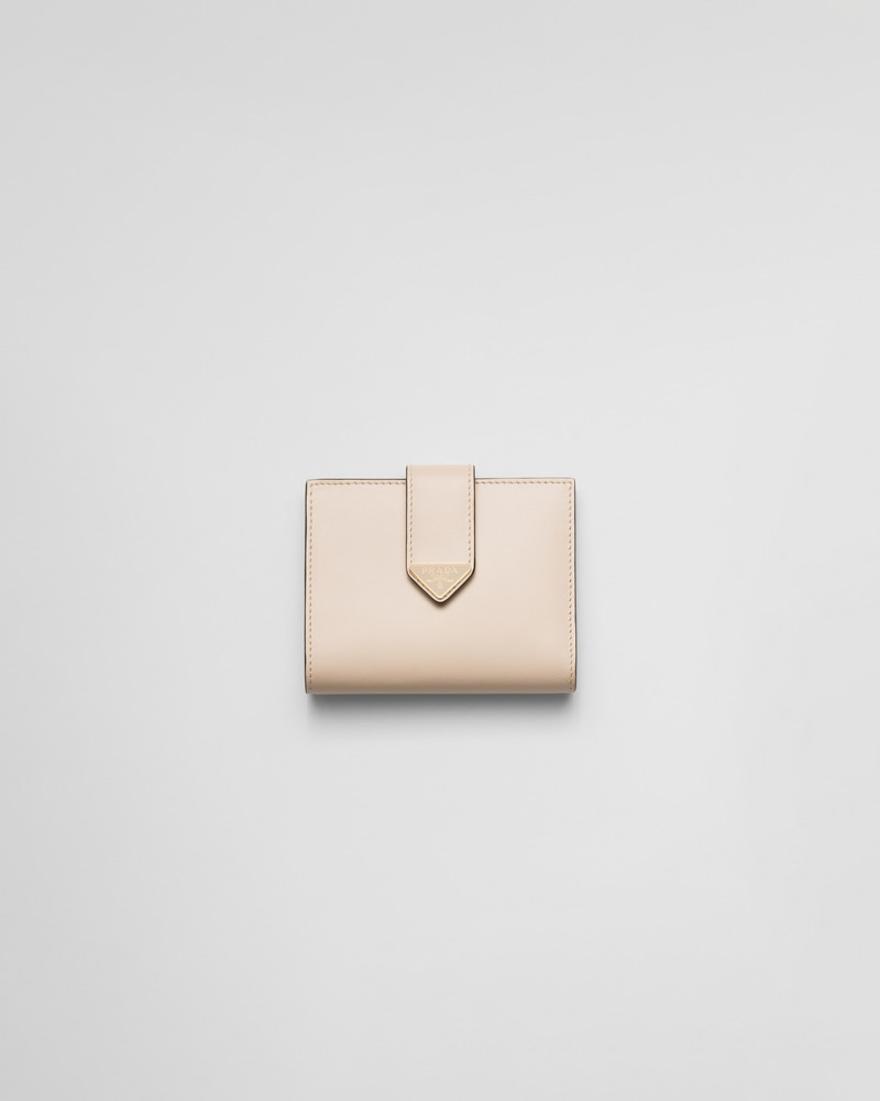 Small leather wallet 1