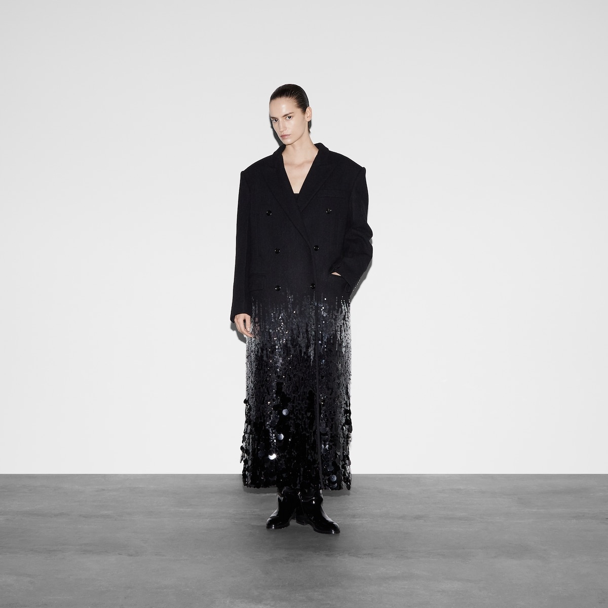Batavia wool coat with embroidery - 3