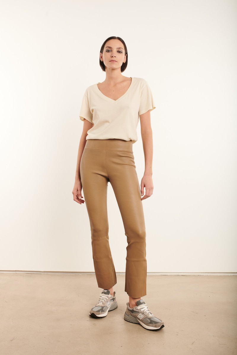 SPRWMN VINTAGE WHITE COTTON V-NECK BABY TEE outlook