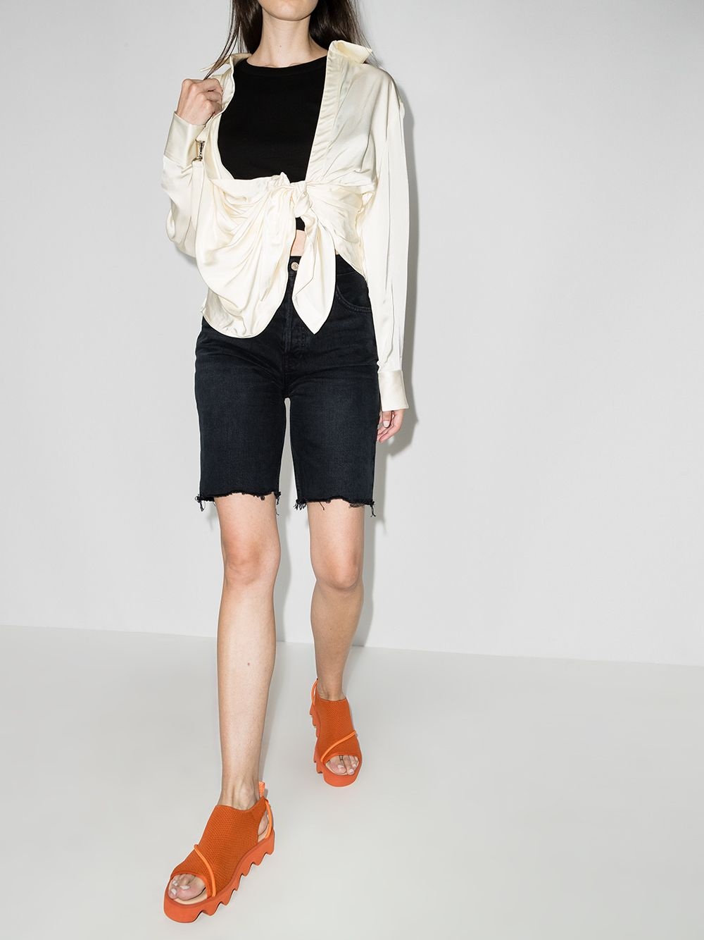 knee-length denim shorts - 5