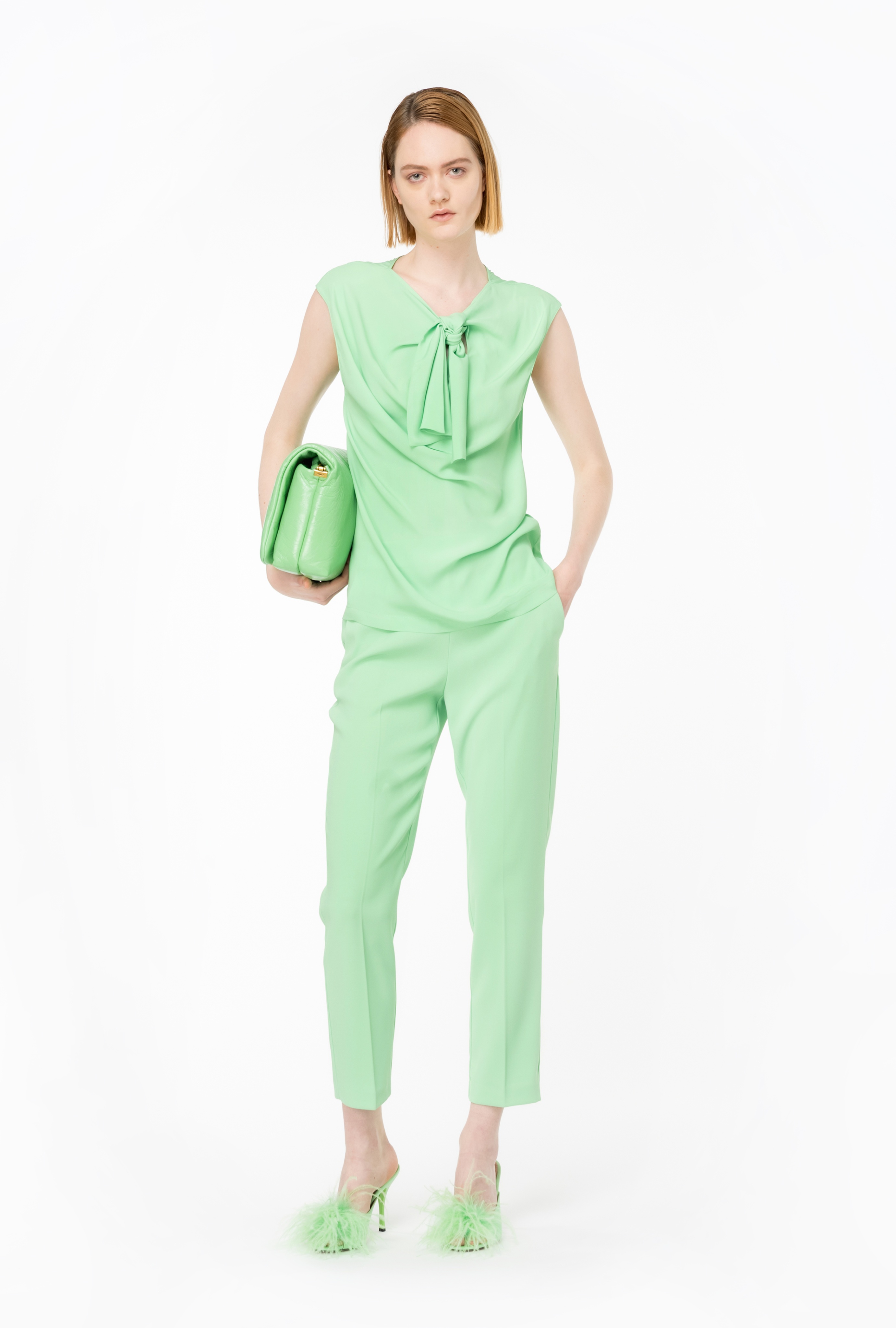 SLIM-FIT TROUSERS IN STRETCH CREPE - 3