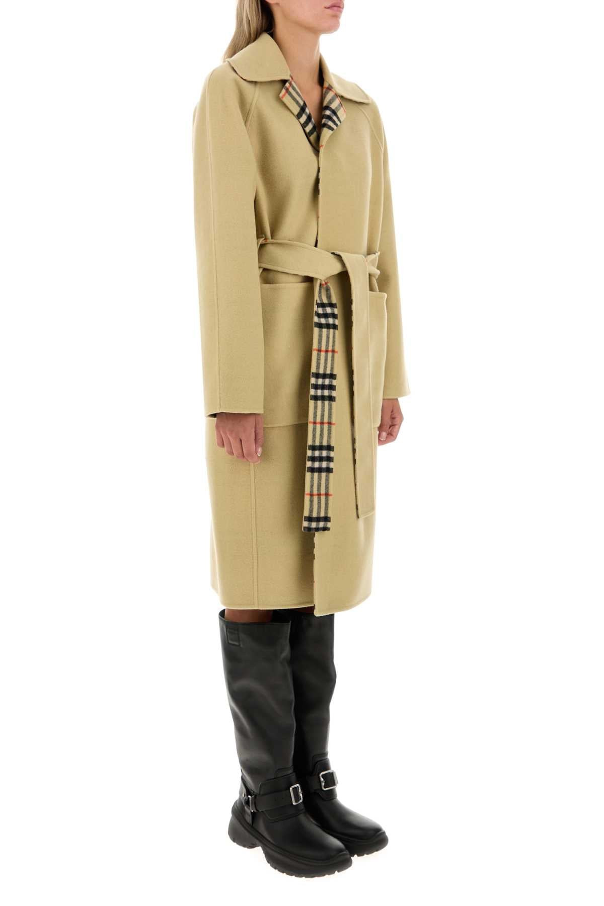 Burberry Women Beige Wool Reversible Coat - 3