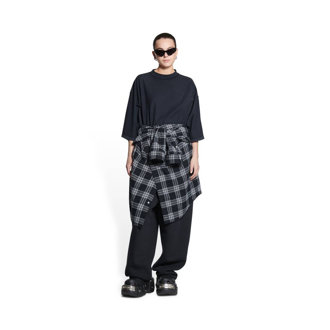 Men's Knotted Shirt in Black - 2