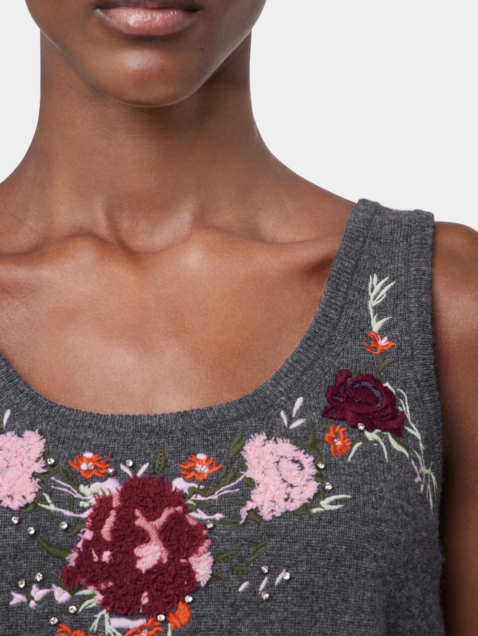 GREY SLEEVELESS JUMPER IN WOOL AND CASHMERE - 5