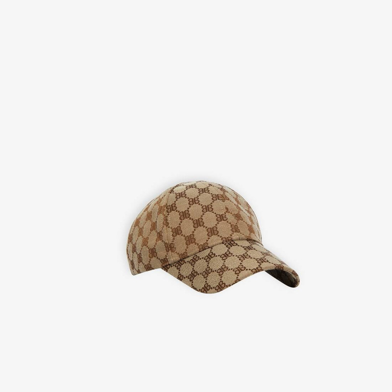 BALENCIAGA Men's Hacker Cap in Beige outlook