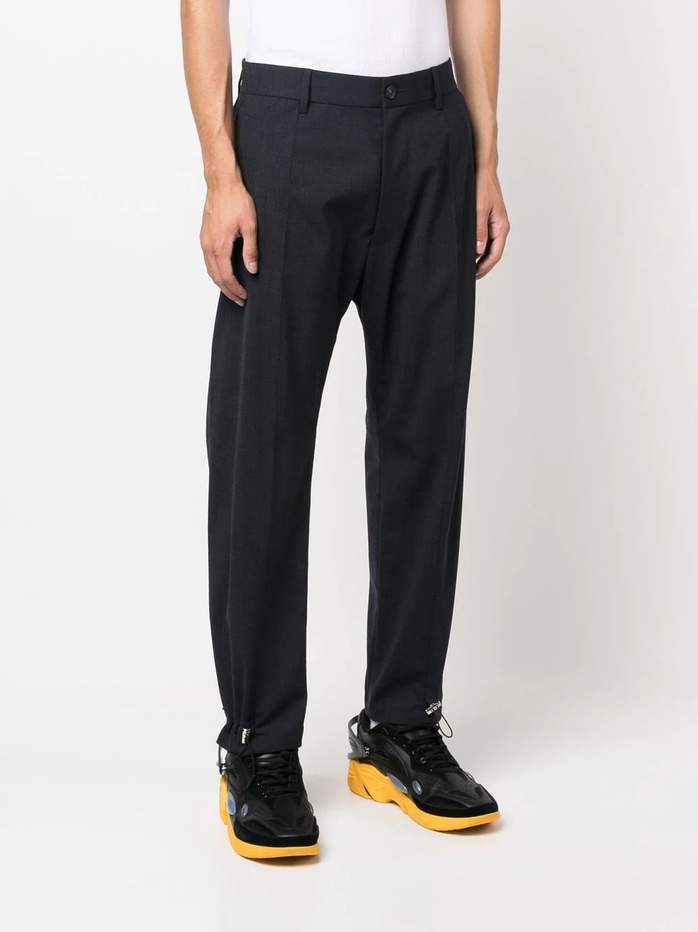 drawstring-detail tapered trousers - 3