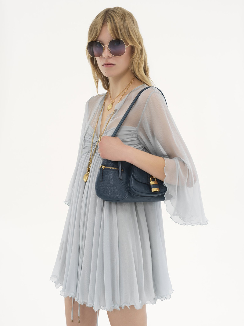 Chloé THE 99 SHOULDER BAG IN GRAINED LEATHER outlook